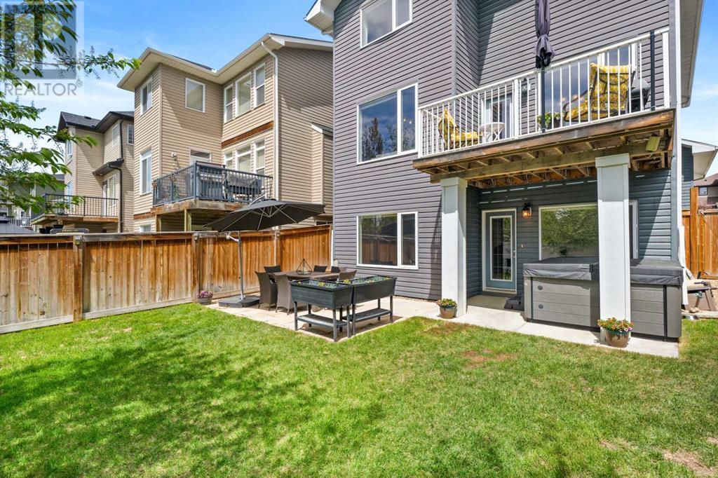 Single Family House for Sale in  Evanspark Circle NW Evanston Calgary 