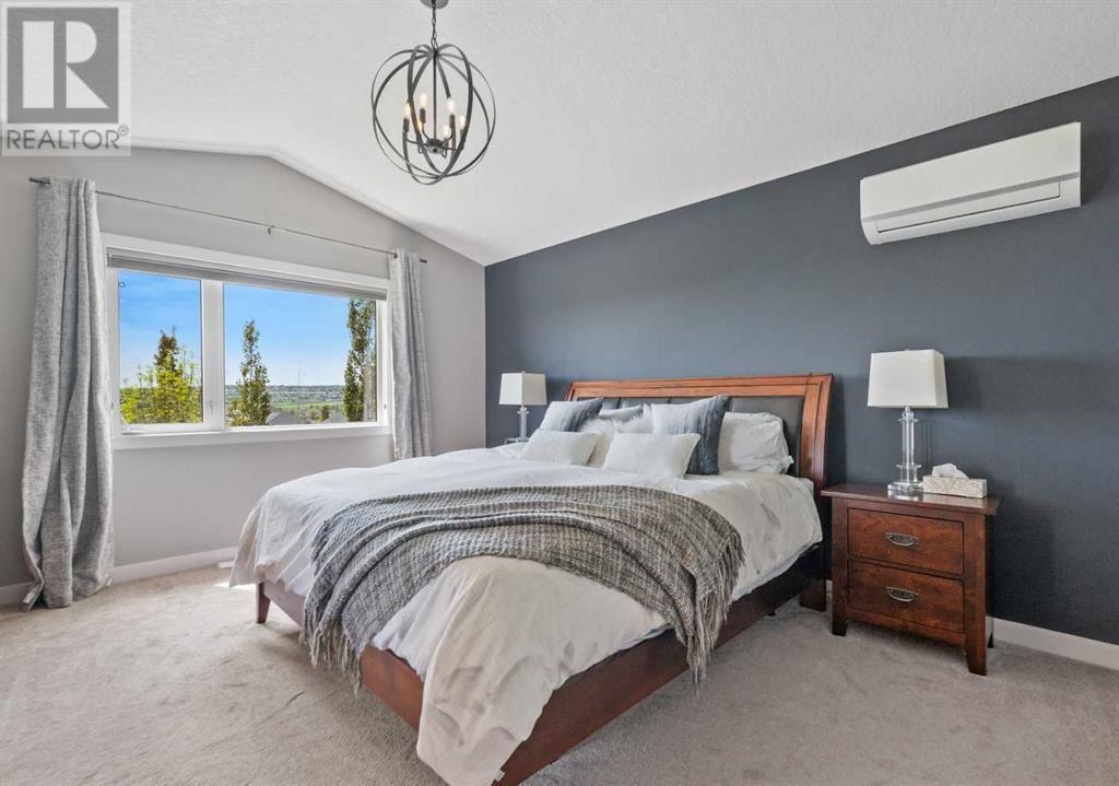 Single Family House for Sale in  Evanspark Circle NW Evanston Calgary 
