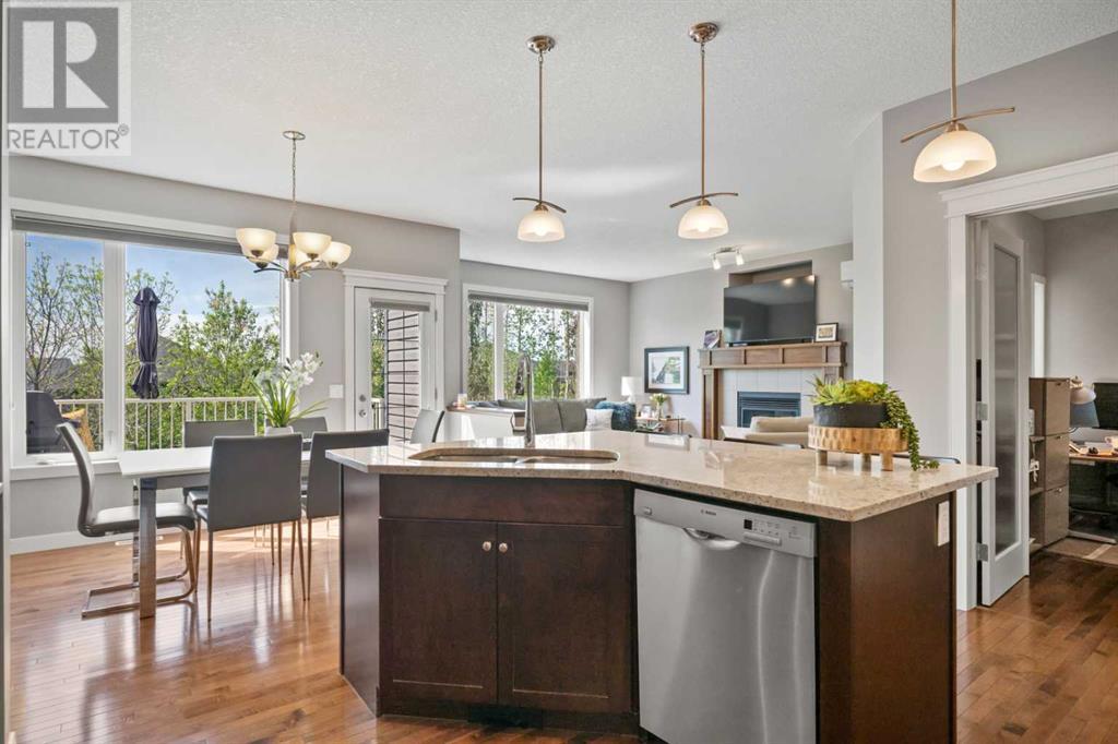 Single Family House for Sale in  Evanspark Circle NW Evanston Calgary 