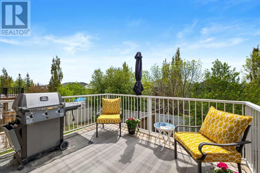 Single Family House for Sale in  Evanspark Circle NW Evanston Calgary 