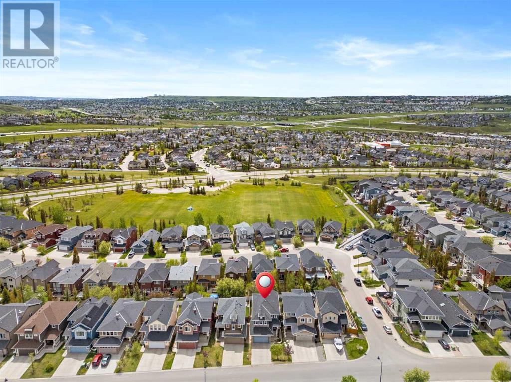 Single Family House for Sale in  Evanspark Circle NW Evanston Calgary 