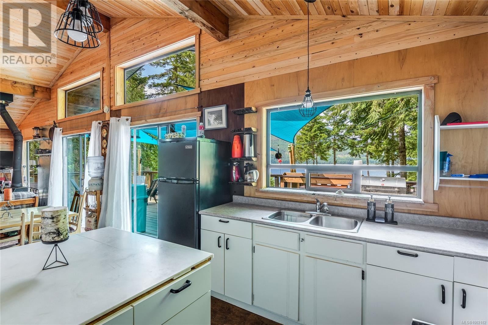 41072 Gold River Hwy, Campbell River