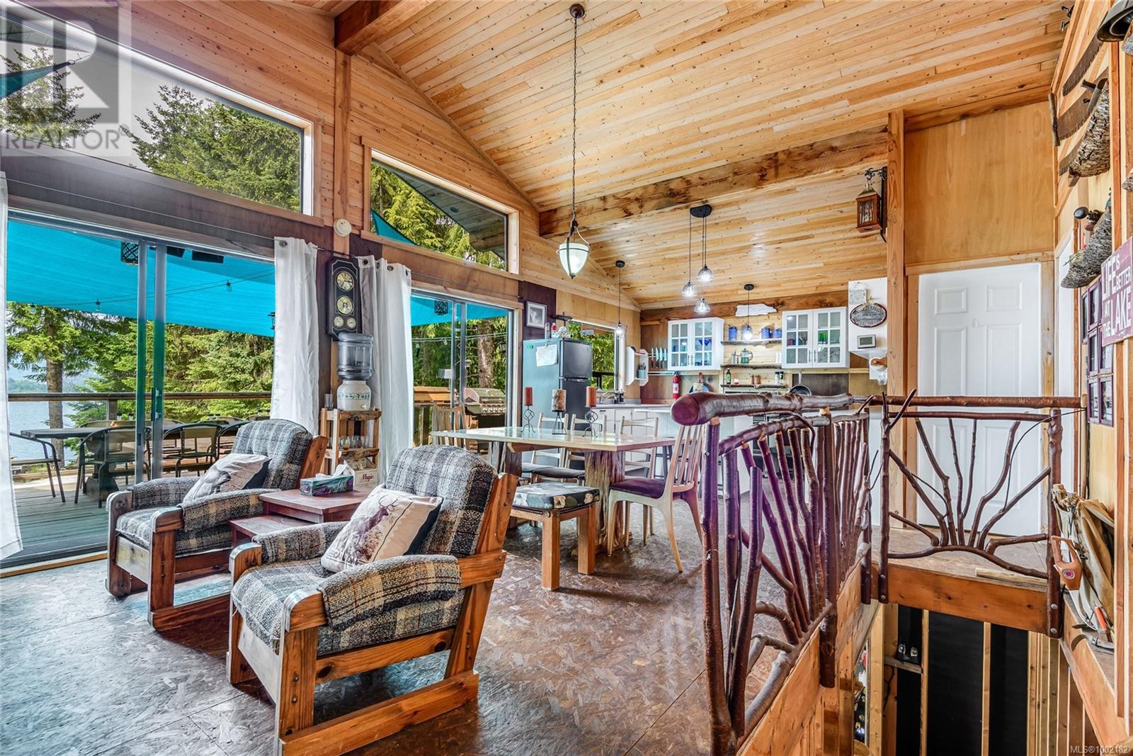 41072 Gold River Hwy, Campbell River