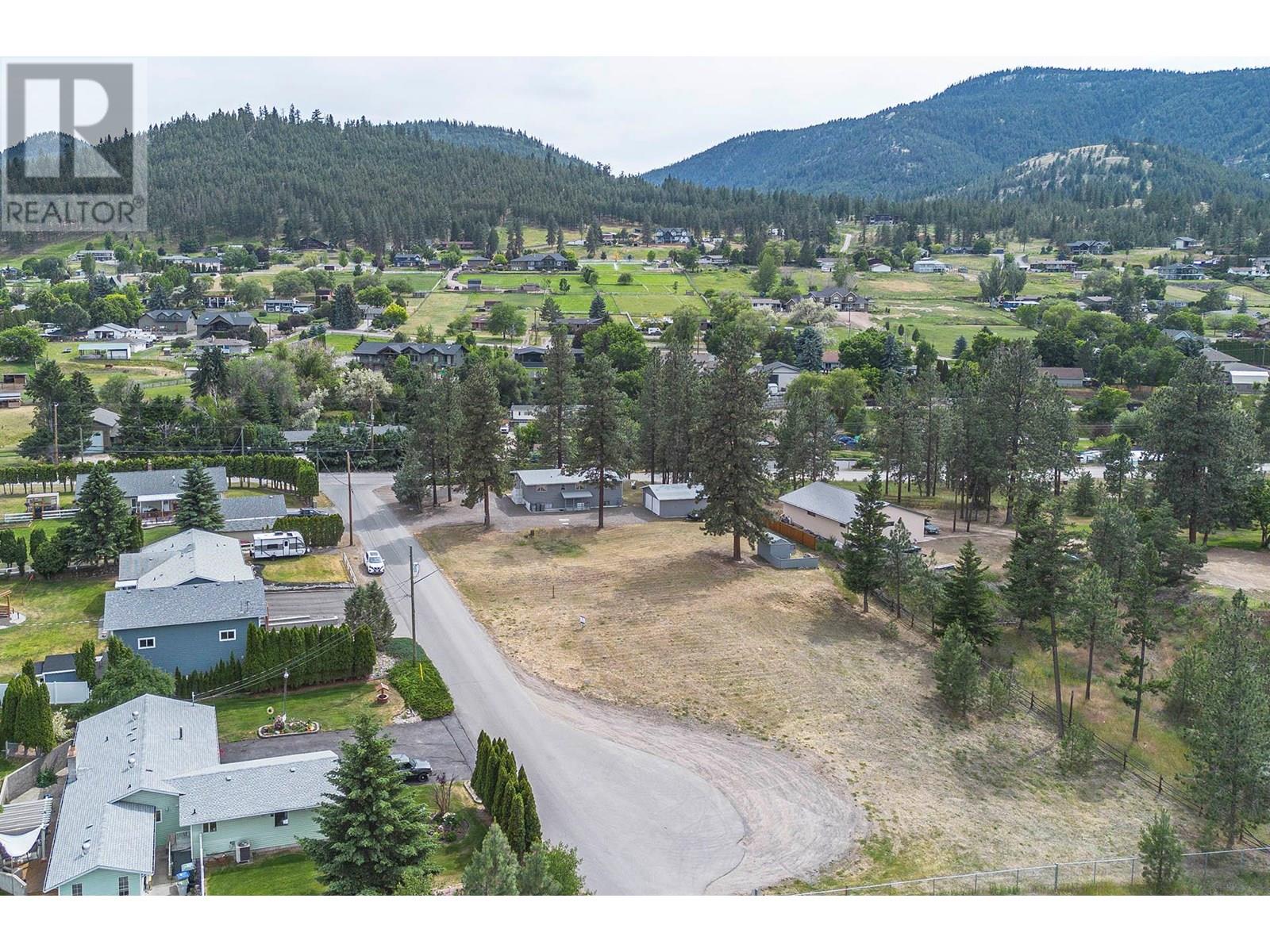 Photo 5 of 1225 Eliza Road, Kamloops BC