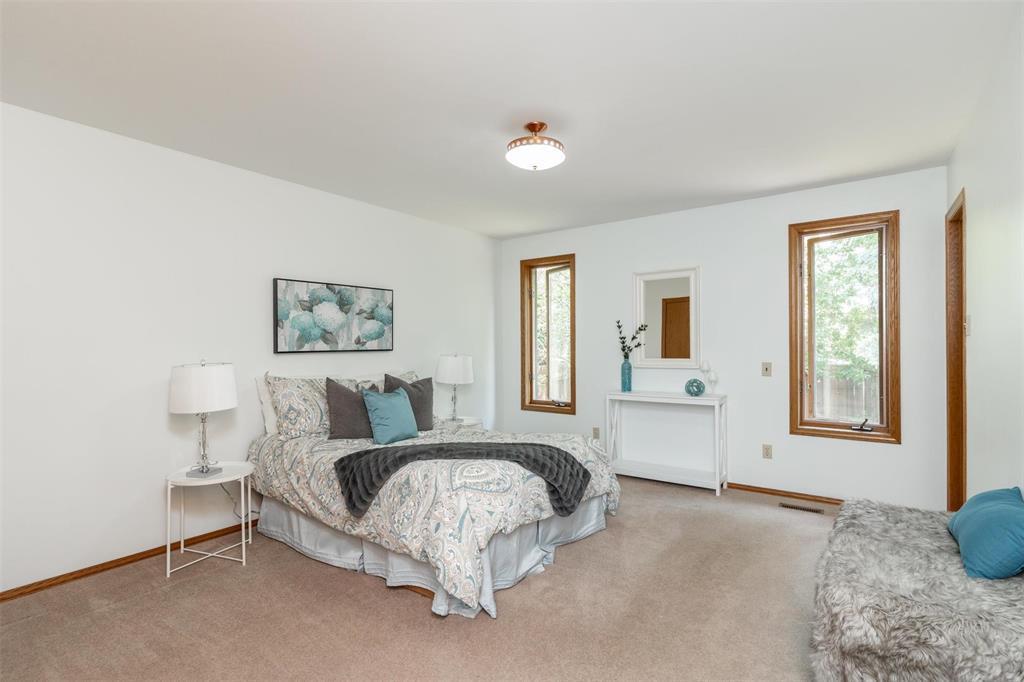 Photo 18 of 46 Wallingford Crescent, Winnipeg MB