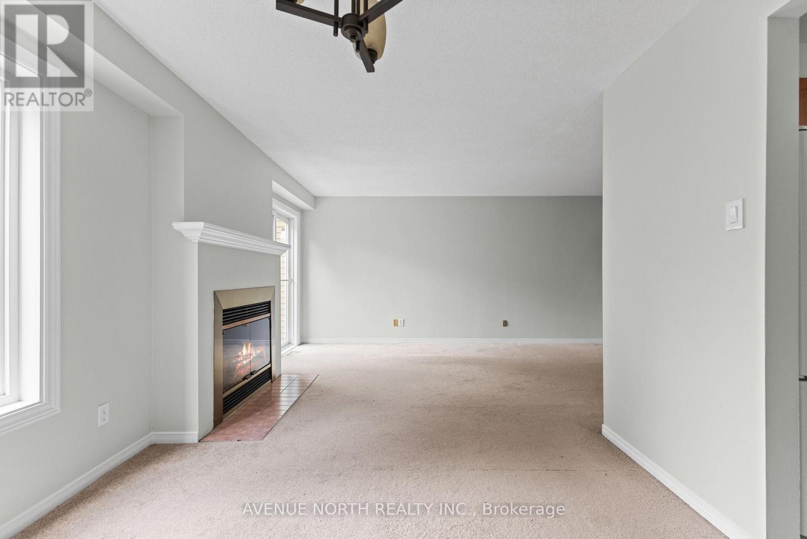 Photo 32 of 45 Wrenwood Crescent, Ottawa ON