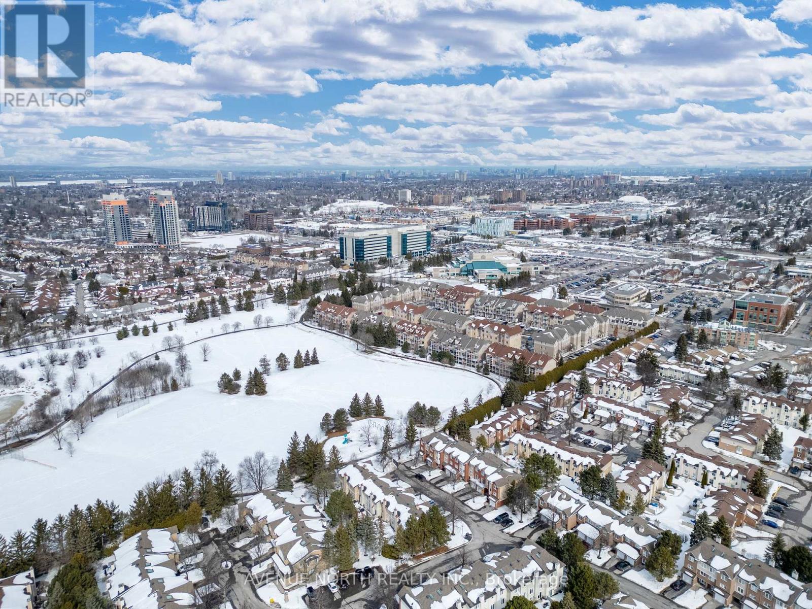 Photo 33 of 45 Wrenwood Crescent, Ottawa ON