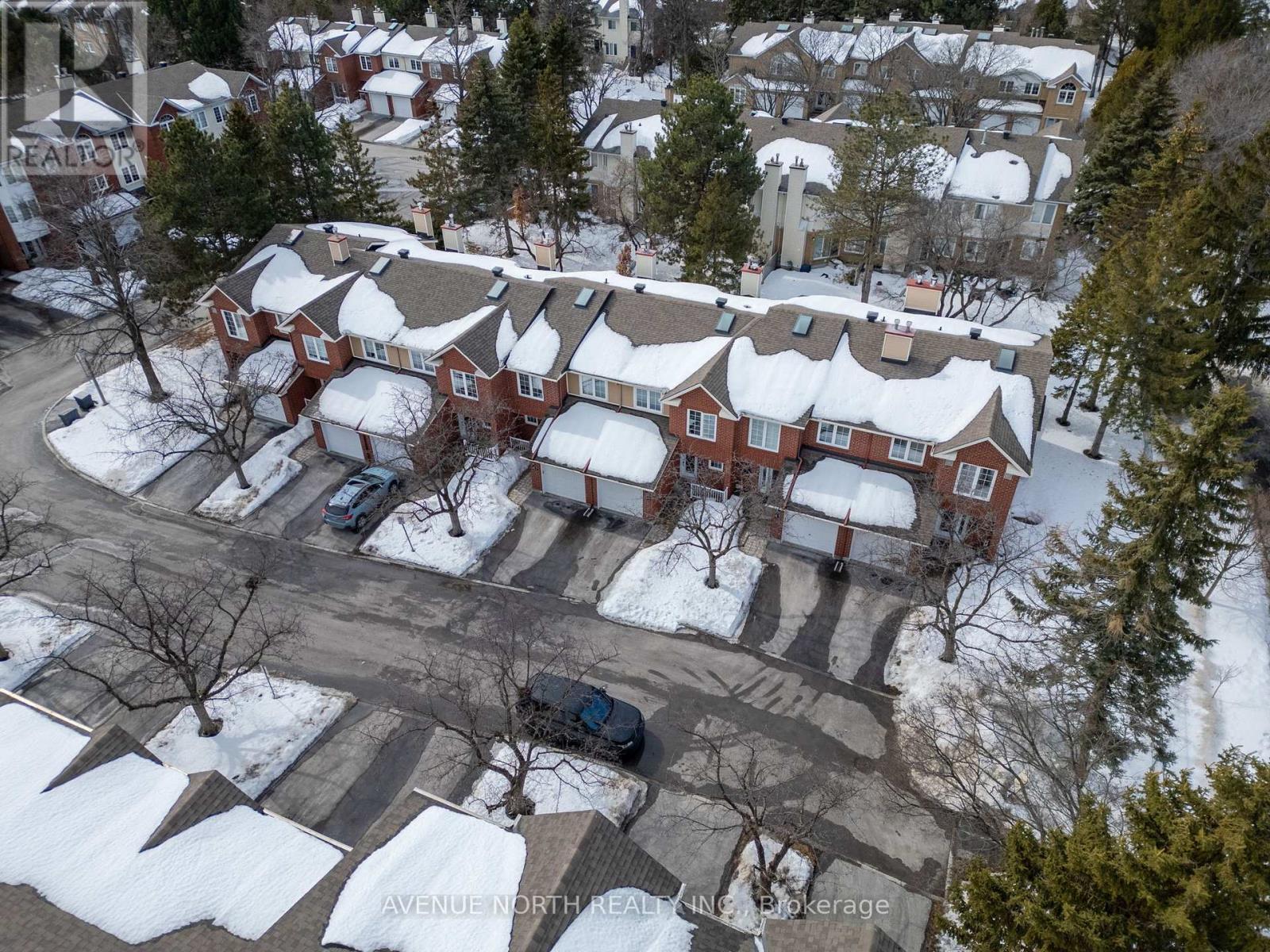 Photo 1 of 45 Wrenwood Crescent, Ottawa ON