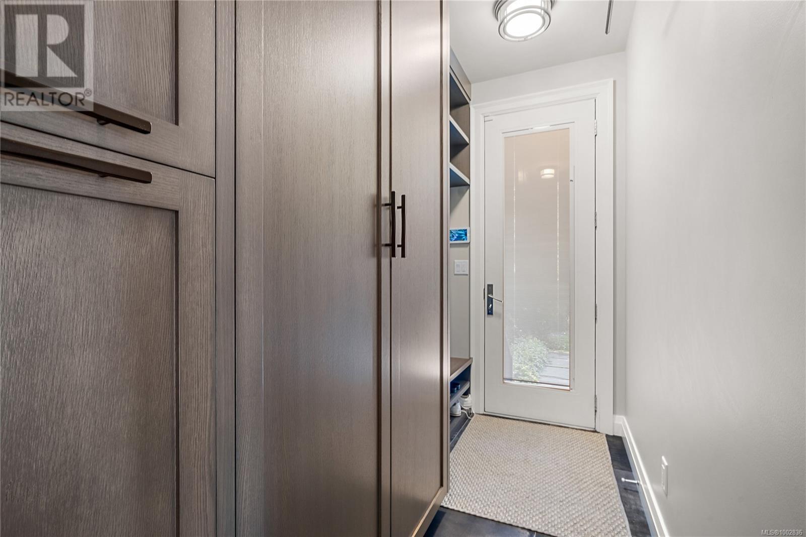Photo 14 of 2685 Burdick Ave, Oak Bay BC