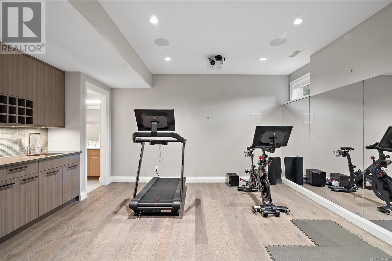 Photo 29 of 2685 Burdick Ave, Oak Bay BC