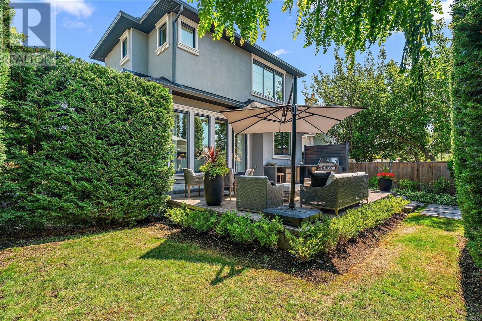 Photo 39 of 2685 Burdick Ave, Oak Bay BC