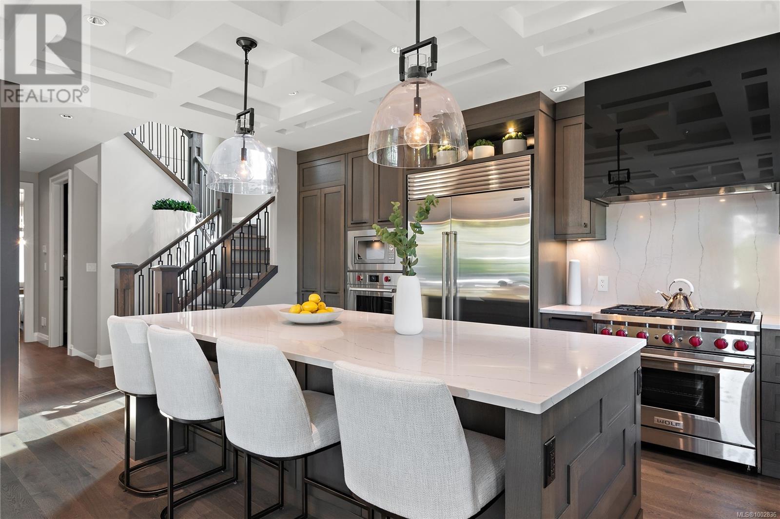 Photo 9 of 2685 Burdick Ave, Oak Bay BC