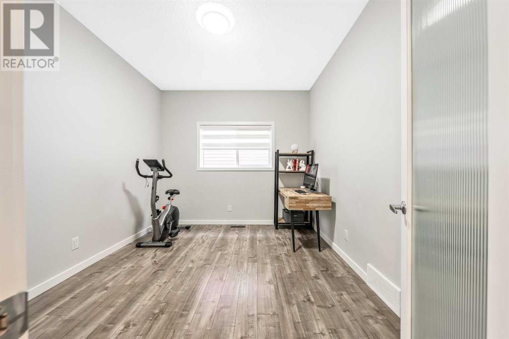 Single Family House for Sale in  Lucas Crescent NW Livingston Calgary 