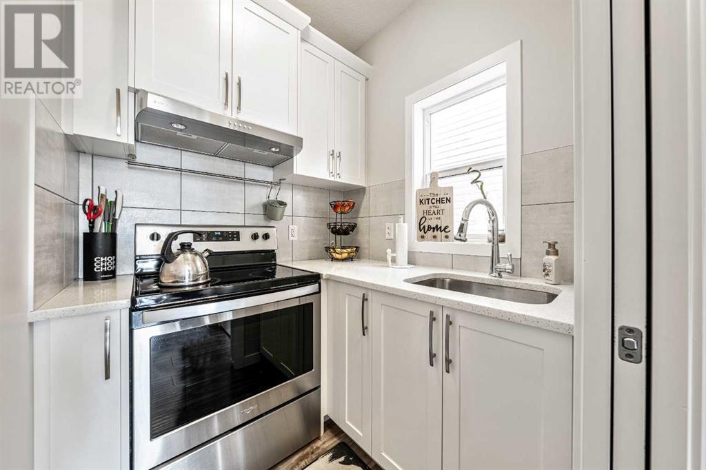 Single Family House for Sale in  Lucas Crescent NW Livingston Calgary 