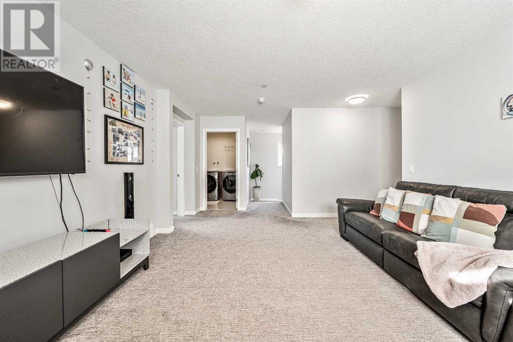 Single Family House for Sale in  Lucas Crescent NW Livingston Calgary 