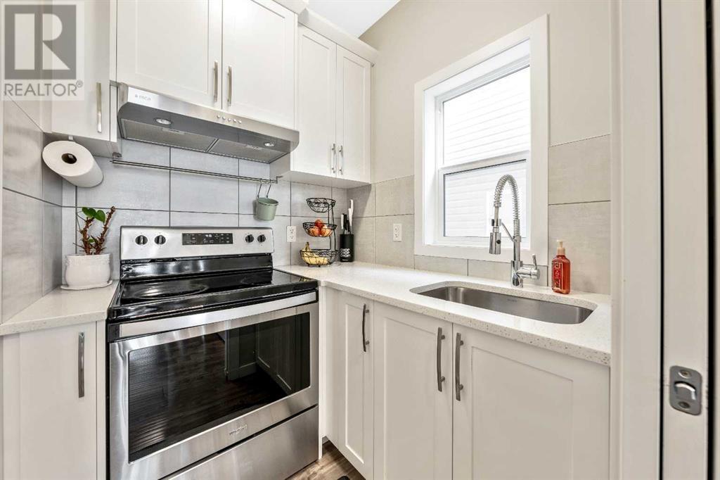 Single Family House for Sale in  Lucas Crescent NW Livingston Calgary 
