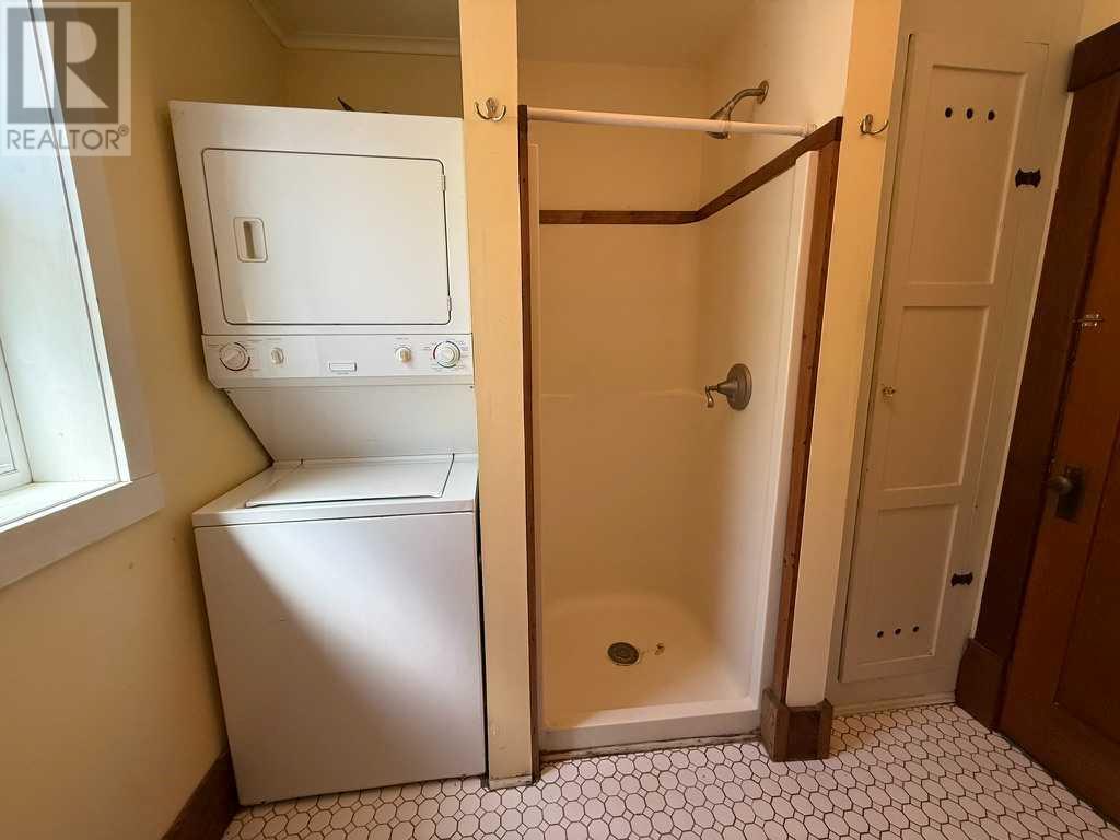 Single Family House Bungalow for Sale in   Avenue NW Mount Pleasant Calgary 