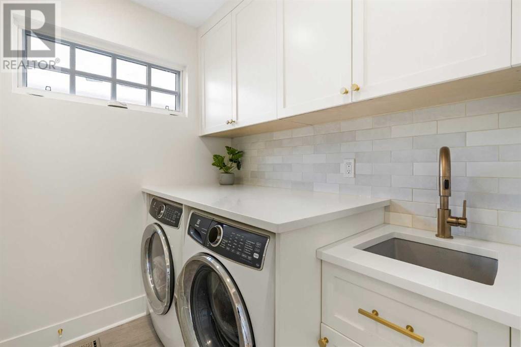 Single Family House for Sale in  Alfege Street SW Upper Mount Royal Calgary 