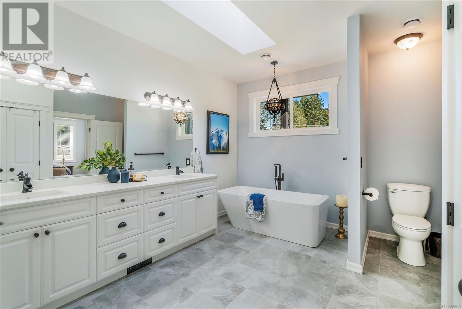 1390 Kurtis Cres, Nanaimo real estate listing 989036