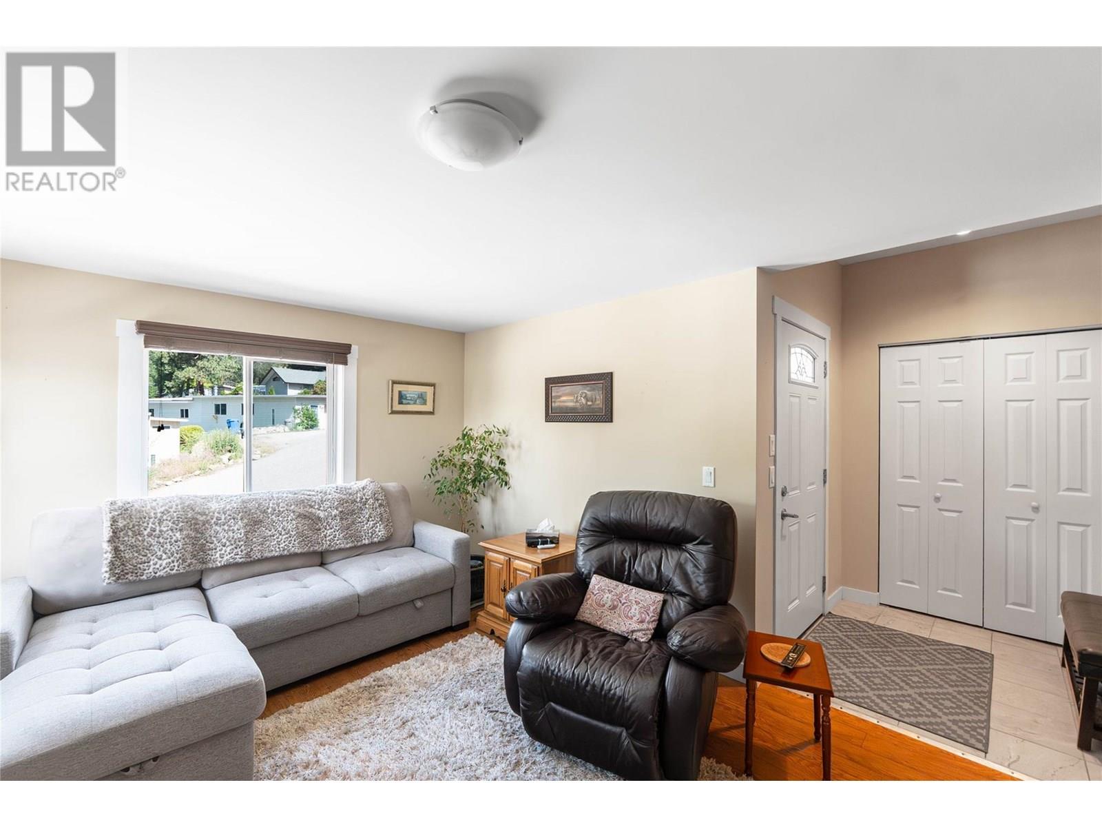 3 1860 Boucherie Road, West Kelowna
