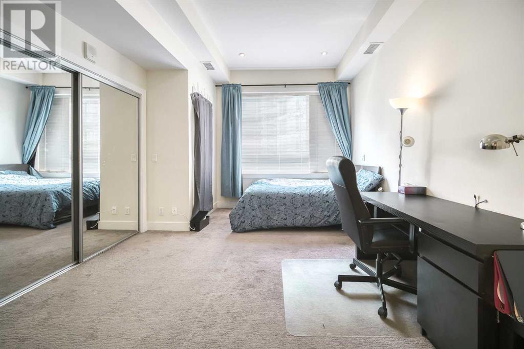 Single Family House for Sale in   Brentwood Common NW Brentwood Calgary 