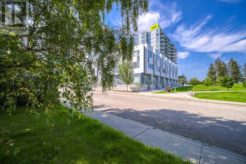 Single Family House for Sale in   Brentwood Common NW Brentwood Calgary 