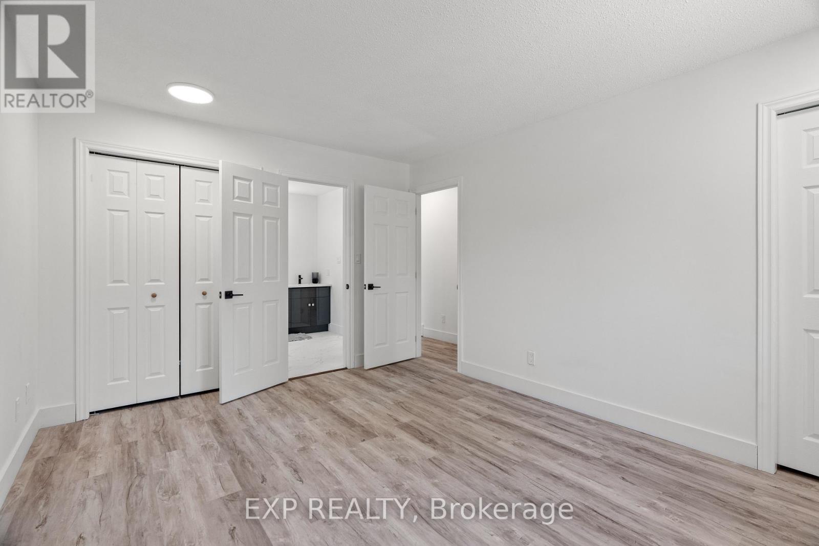 Single Family House for Sale in  WILLIAM E STREET North Middlesex (Parkhill) 