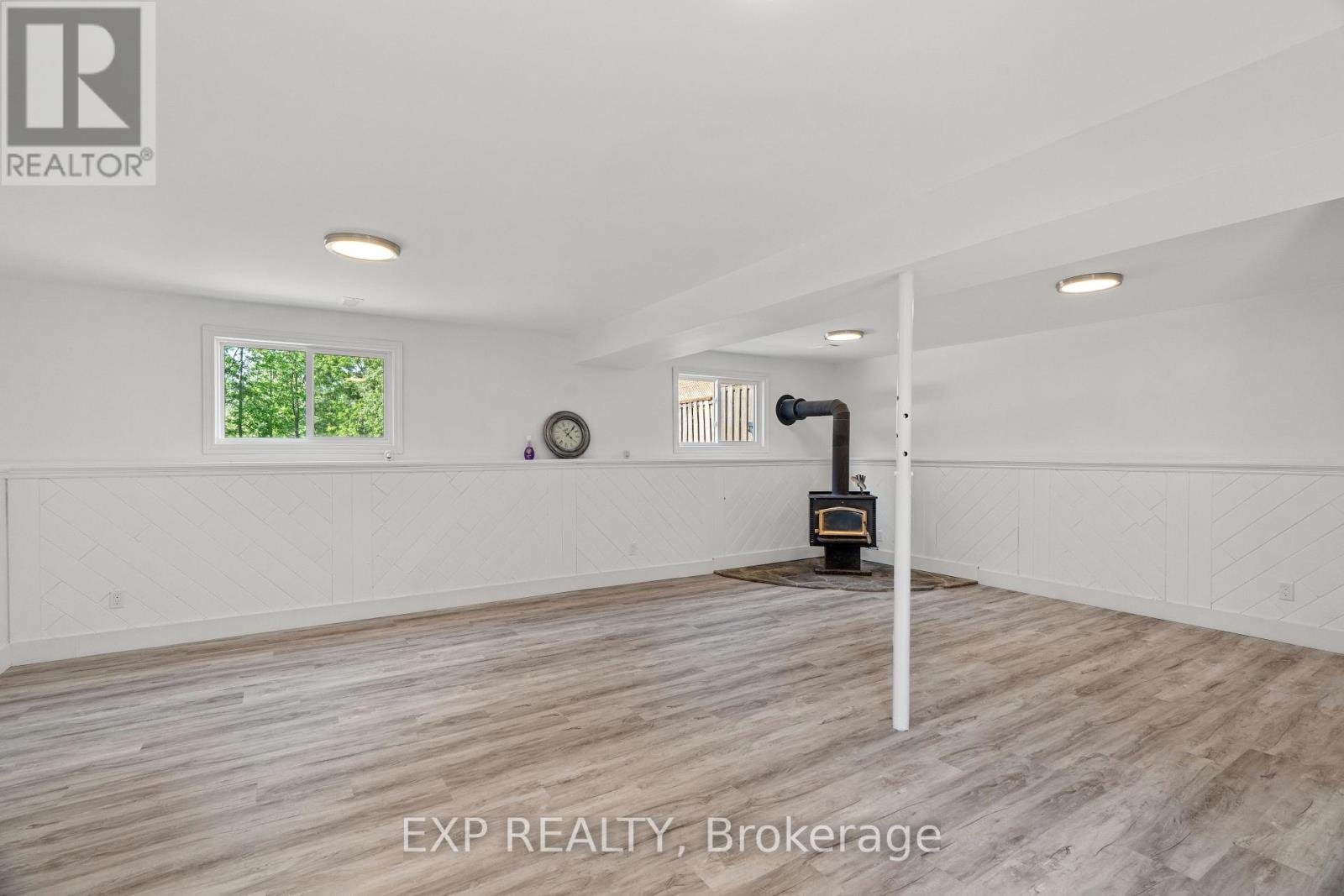 Single Family House for Sale in  WILLIAM E STREET North Middlesex (Parkhill) 