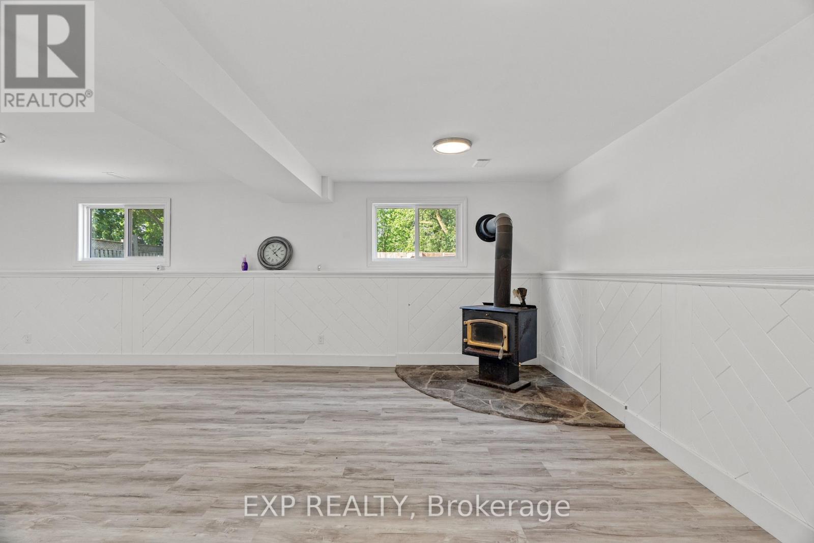 Single Family House for Sale in  WILLIAM E STREET North Middlesex (Parkhill) 