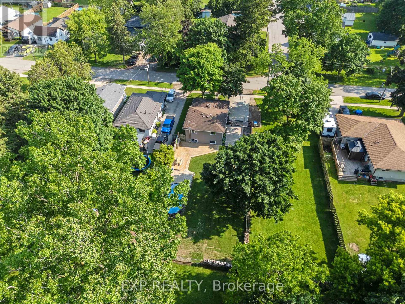 Single Family House for Sale in  WILLIAM E STREET North Middlesex (Parkhill) 