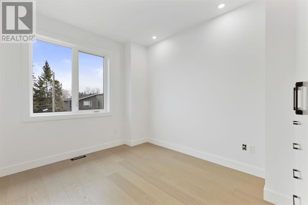 Single Family House for Sale in   Street NW Capitol Hill Calgary 