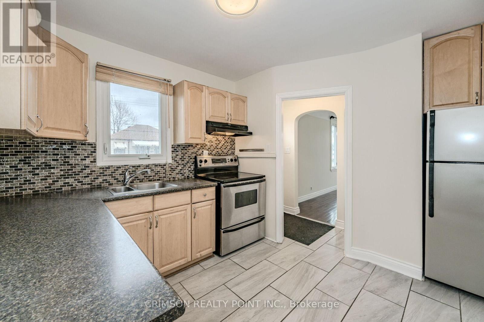Photo 25 of 42 East 11 Th Street, Hamilton ON