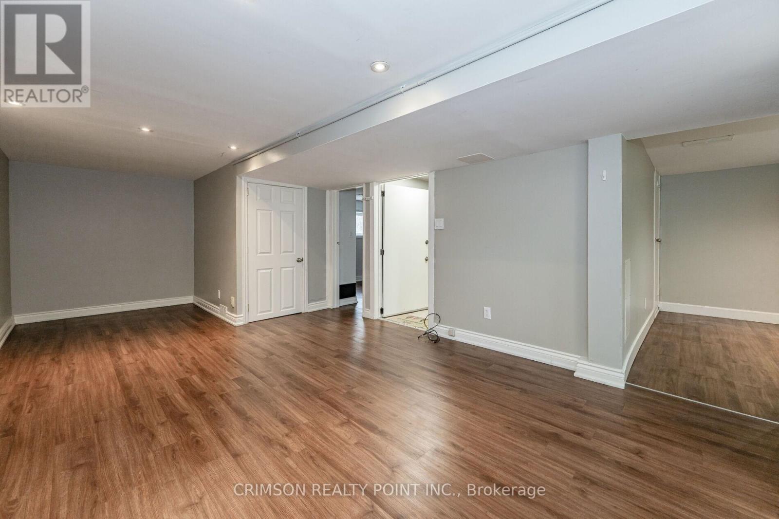 Photo 23 of 42 East 11 Th Street, Hamilton ON