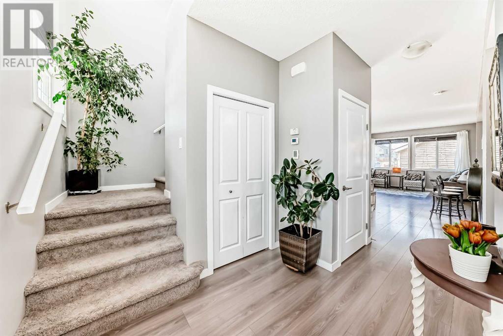 Single Family House for Sale in  Evanston Drive NW Evanston Calgary 