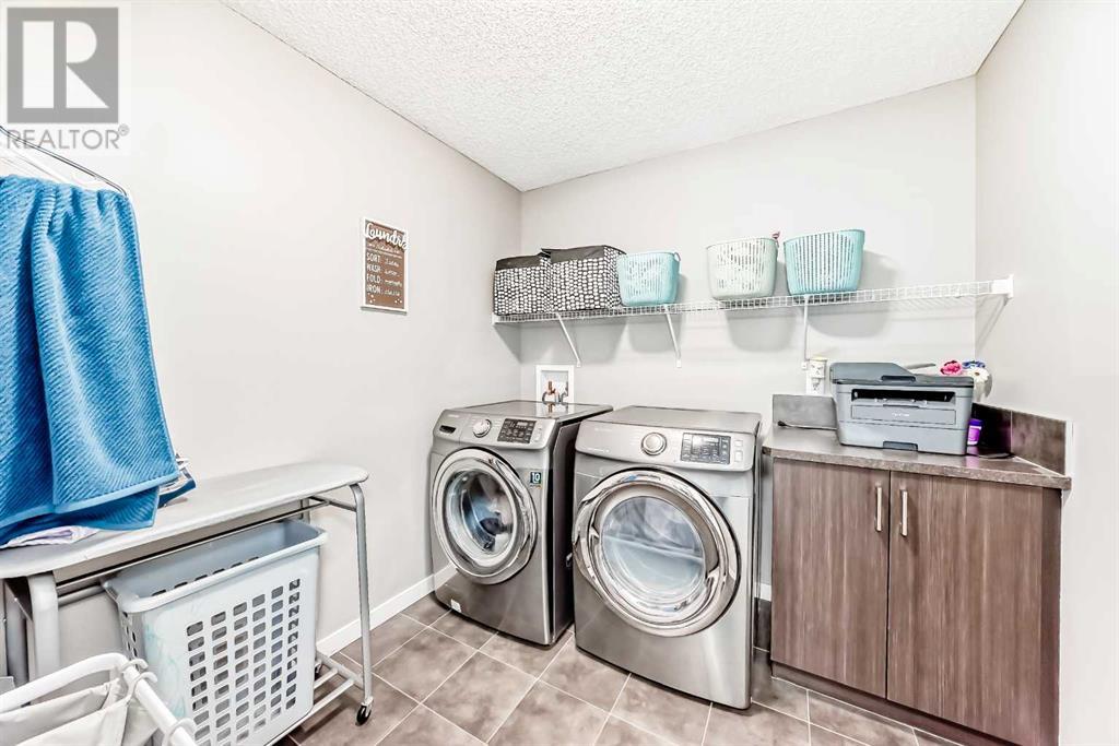Single Family House for Sale in  Evanston Drive NW Evanston Calgary 