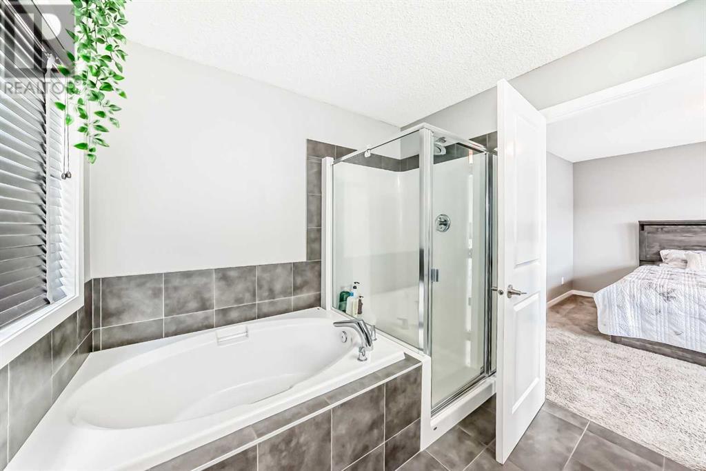 Single Family House for Sale in  Evanston Drive NW Evanston Calgary 