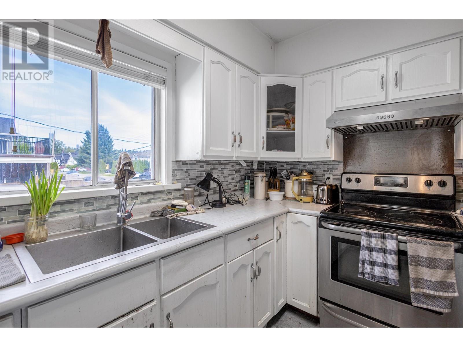 Photo 16 of 316 Pembina Street, New Westminster BC