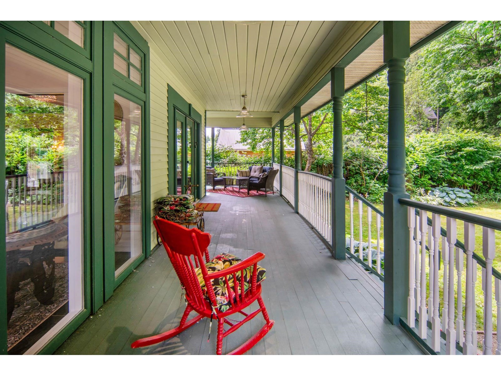 864 HOT SPRINGS ROAD, Harrison Hot Springs, Harrison Hot Springs