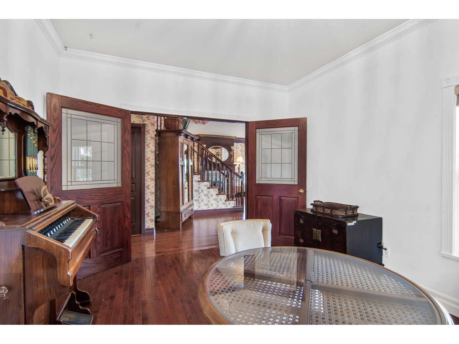 864 HOT SPRINGS ROAD, Harrison Hot Springs, Harrison Hot Springs