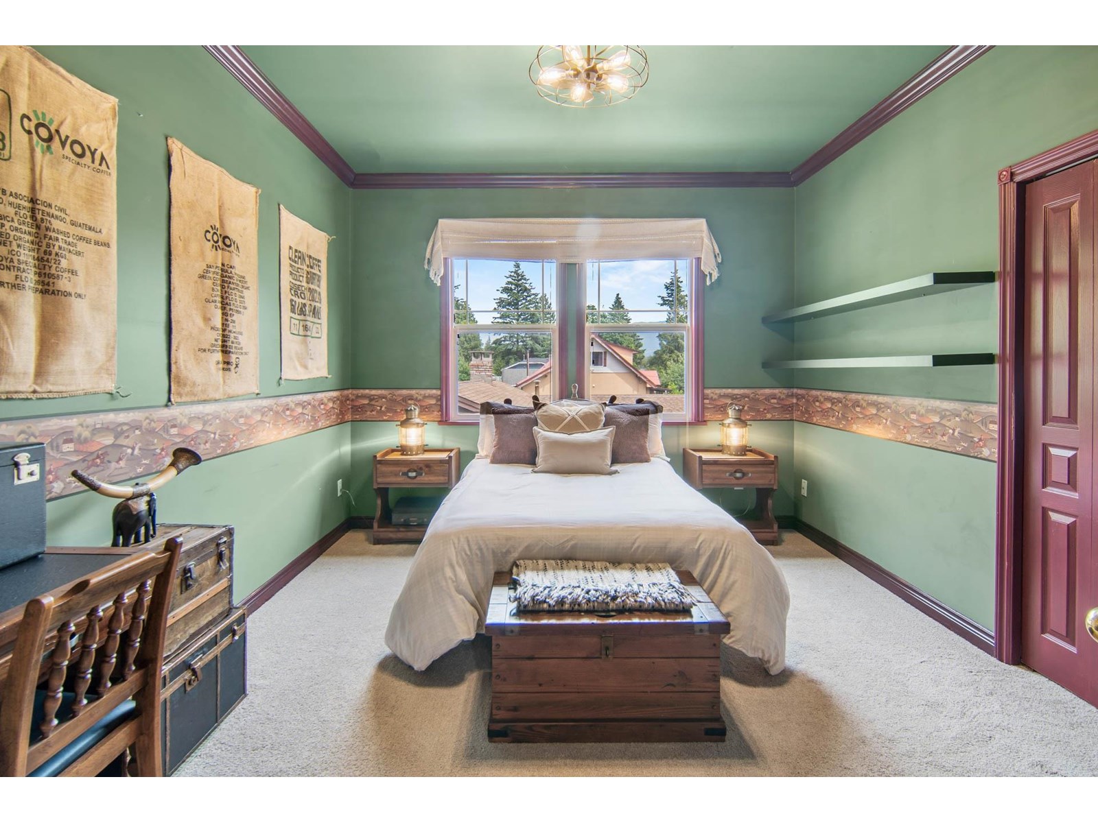 864 HOT SPRINGS ROAD, Harrison Hot Springs, Harrison Hot Springs