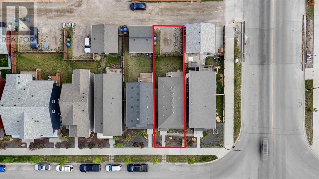 Single Family House for Sale in  LIVINGSTON Avenue NE Livingston Calgary 
