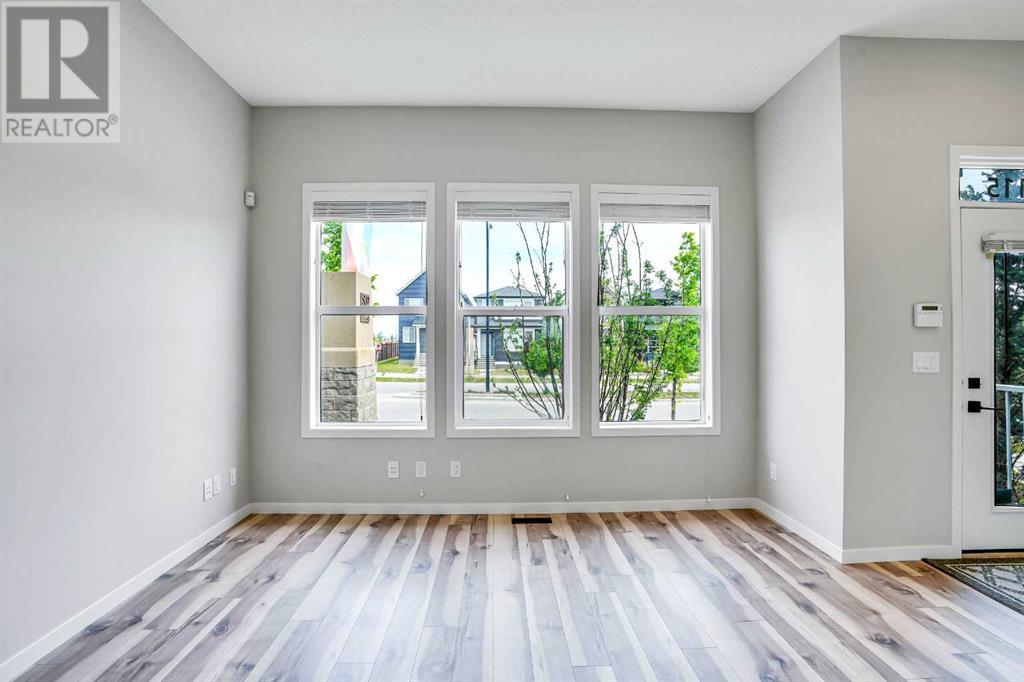 Single Family House for Sale in  LIVINGSTON Avenue NE Livingston Calgary 