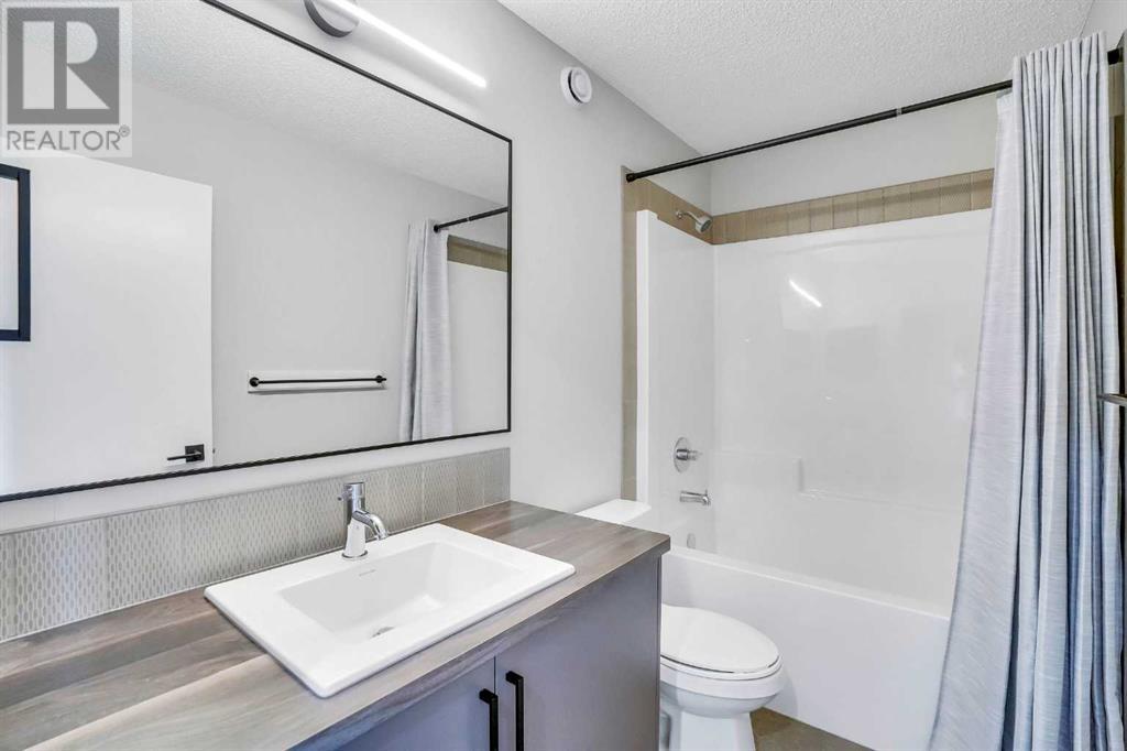 Single Family House for Sale in  LIVINGSTON Avenue NE Livingston Calgary 