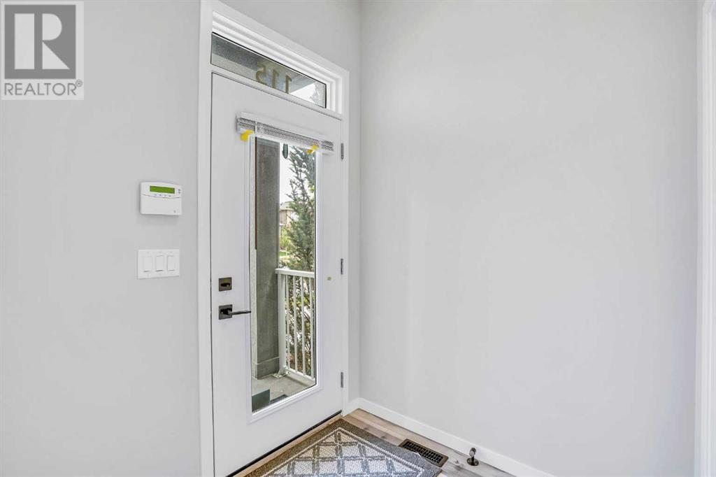 Single Family House for Sale in  LIVINGSTON Avenue NE Livingston Calgary 