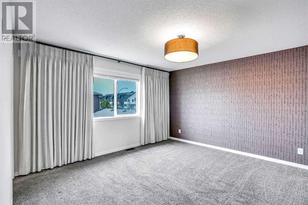 Single Family House for Sale in  LIVINGSTON Avenue NE Livingston Calgary 