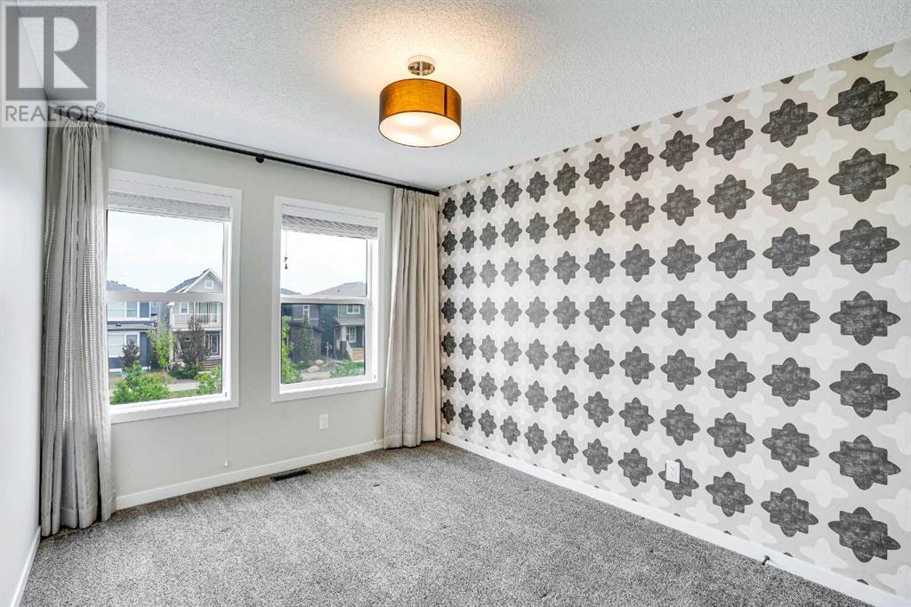 Single Family House for Sale in  LIVINGSTON Avenue NE Livingston Calgary 