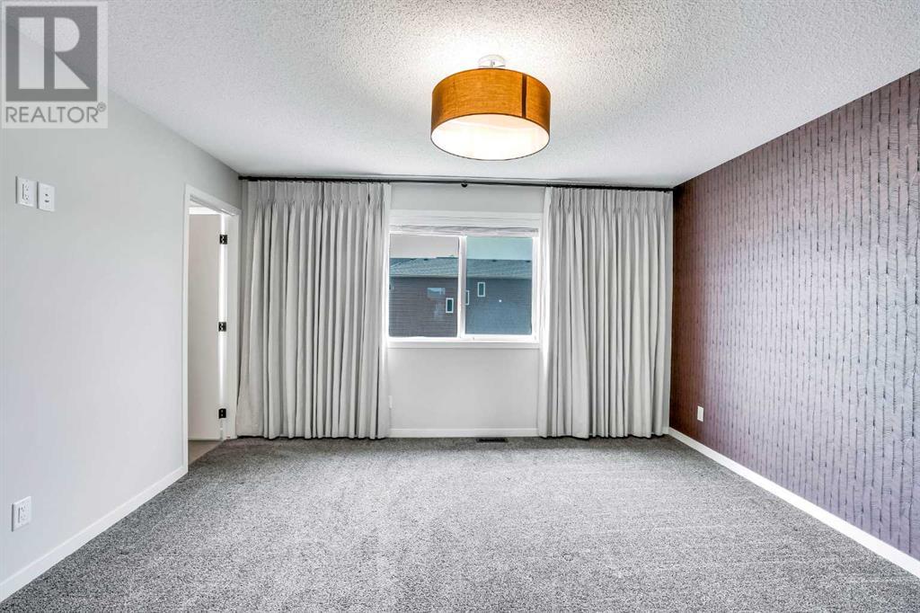 Single Family House for Sale in  LIVINGSTON Avenue NE Livingston Calgary 