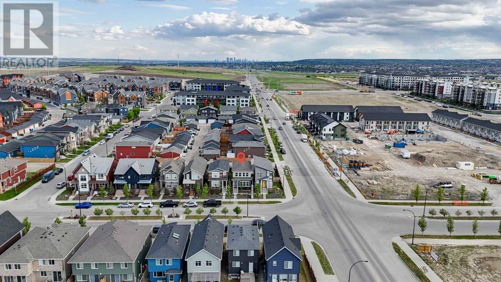 Single Family House for Sale in  LIVINGSTON Avenue NE Livingston Calgary 