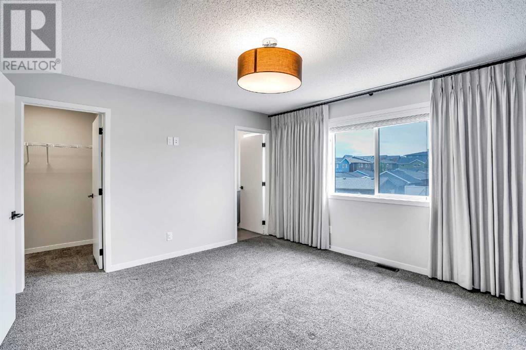 Single Family House for Sale in  LIVINGSTON Avenue NE Livingston Calgary 