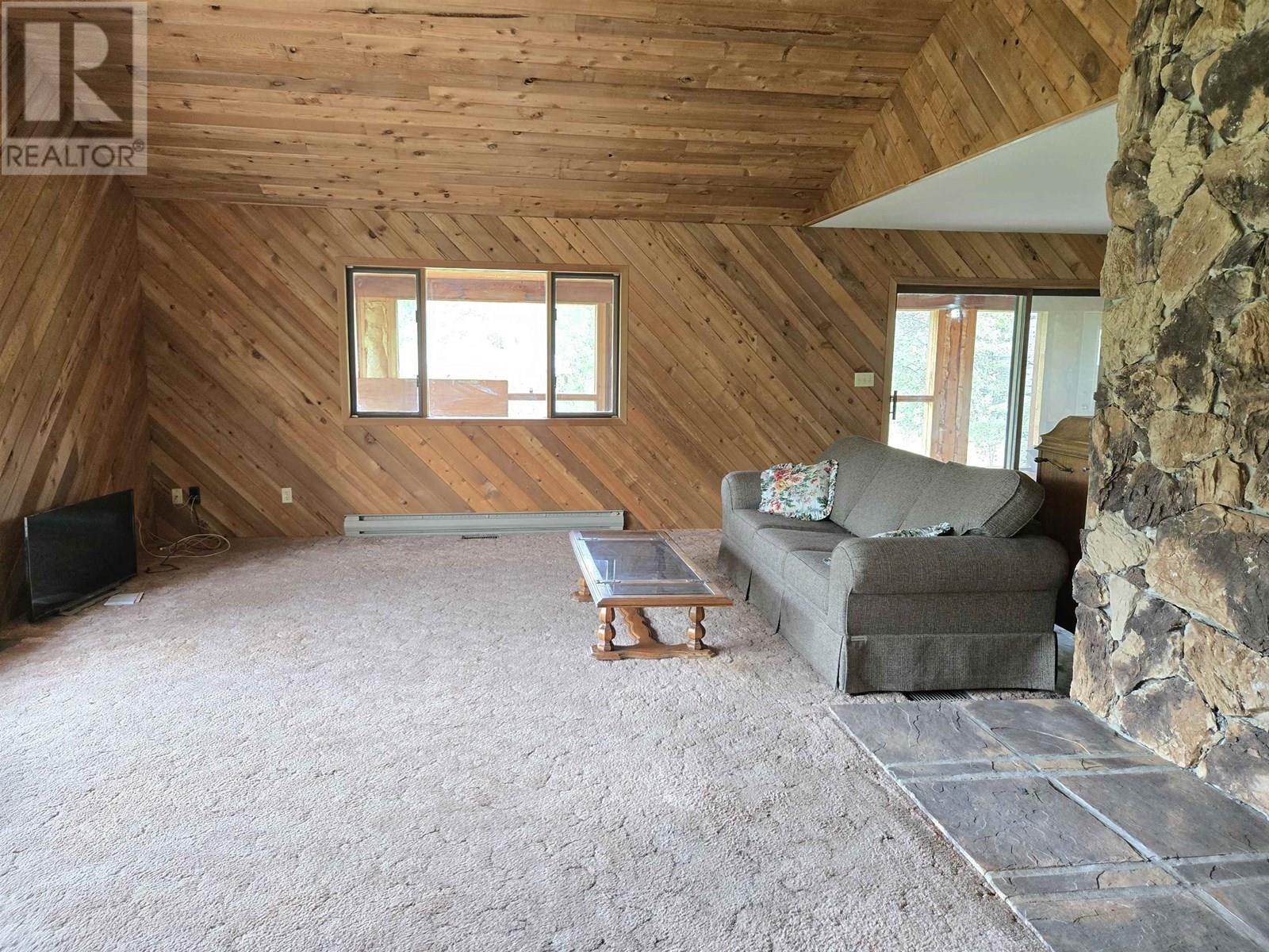 13151 MAPES ROAD, Vanderhoof